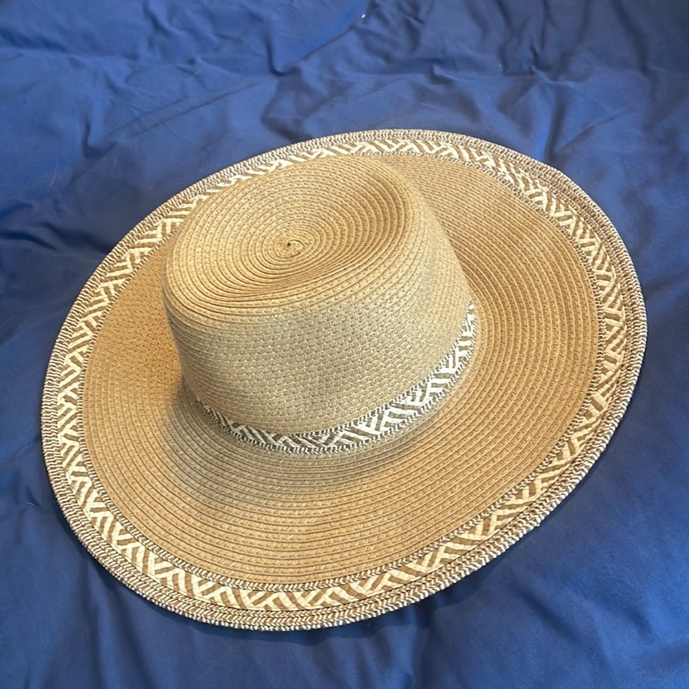 Anthropologie D&Y Sun Hat Summer EUC!